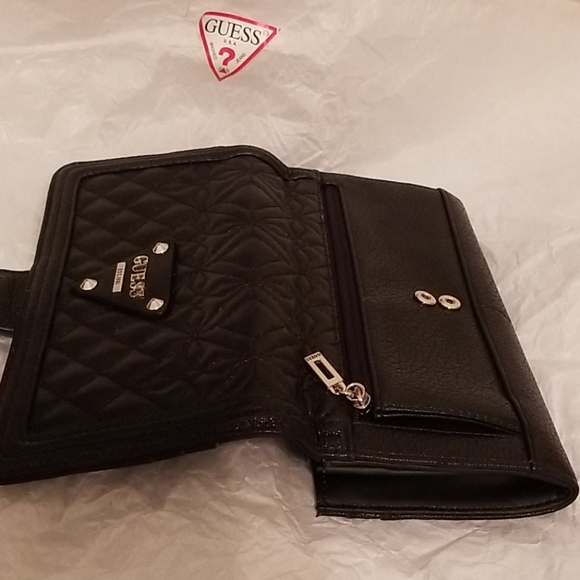 - Wallet - Picture 8 of 11